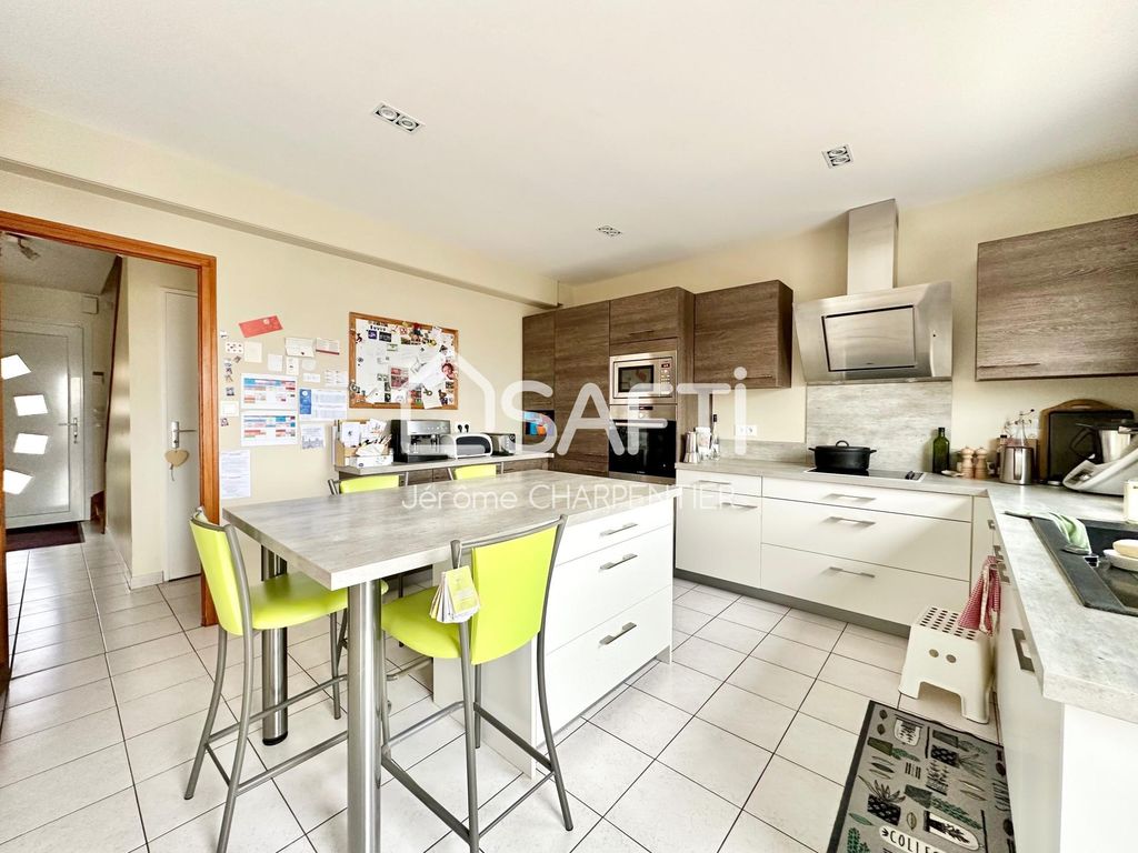 Achat maison à vendre 4 chambres 185 m² - Jezainville