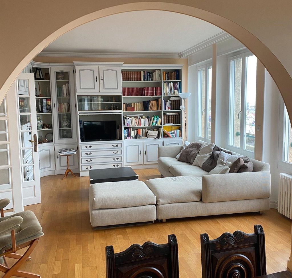 Achat appartement à vendre 5 pièces 134 m² - Saint-Malo