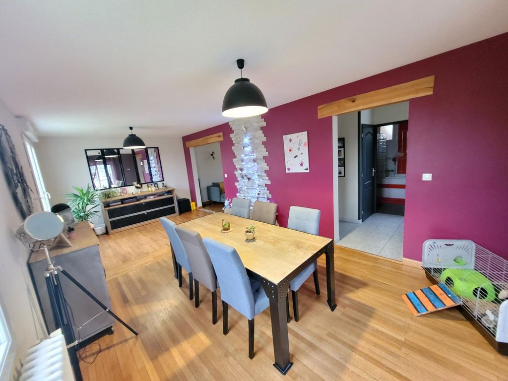 Achat maison à vendre 4 chambres 172 m² - Châtellerault