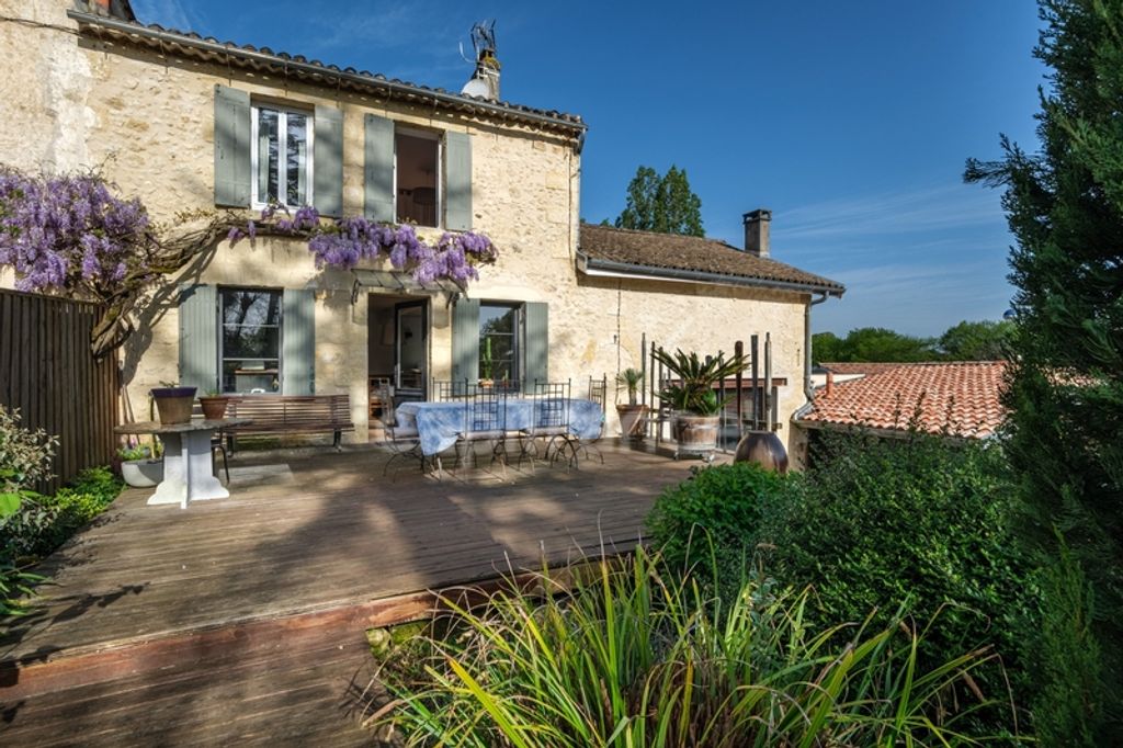 Achat maison à vendre 3 chambres 150 m² - Saint-Caprais-de-Bordeaux