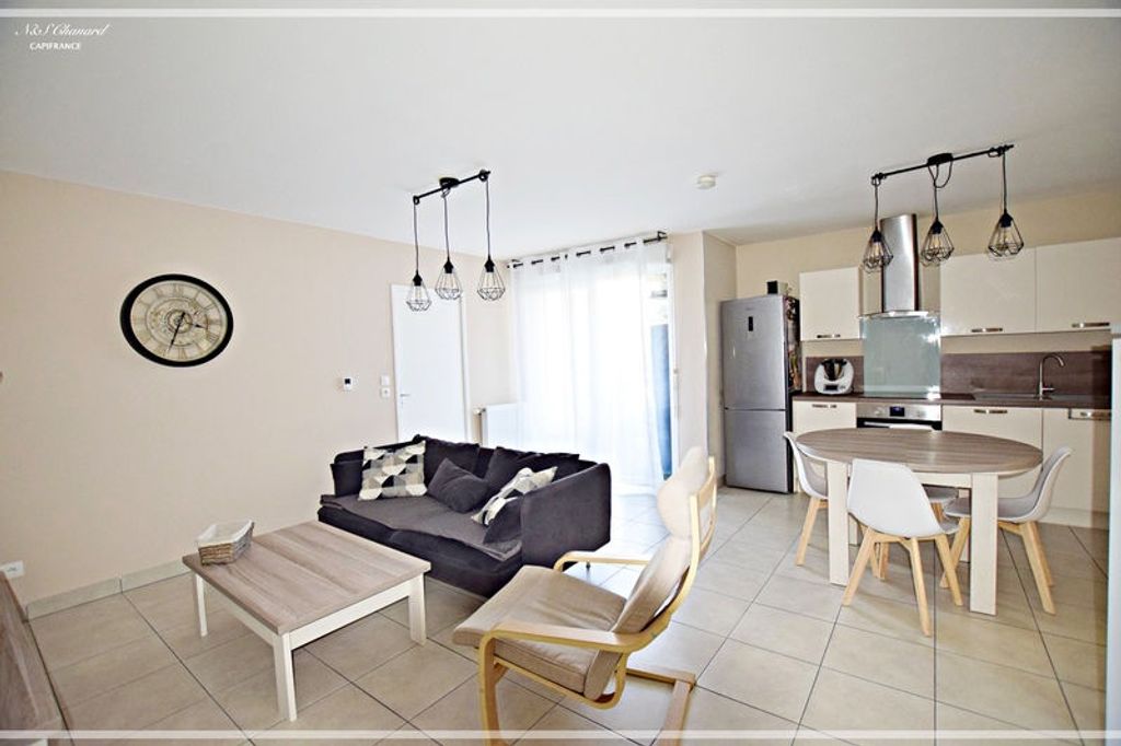 Achat appartement à vendre 3 pièces 67 m² - Saint-Fons