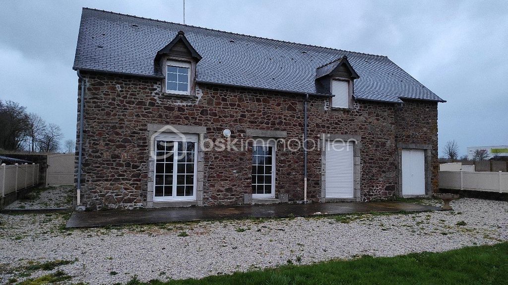 Achat maison à vendre 4 chambres 170 m² - Saint-Fraimbault-de-Prières