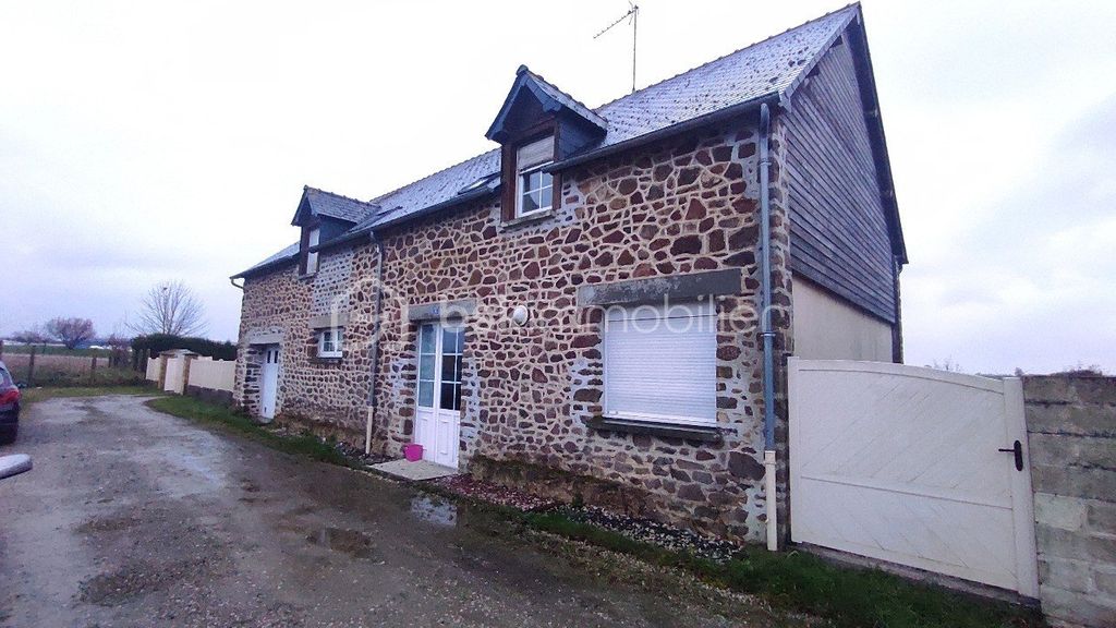 Achat maison à vendre 4 chambres 170 m² - Saint-Fraimbault-de-Prières