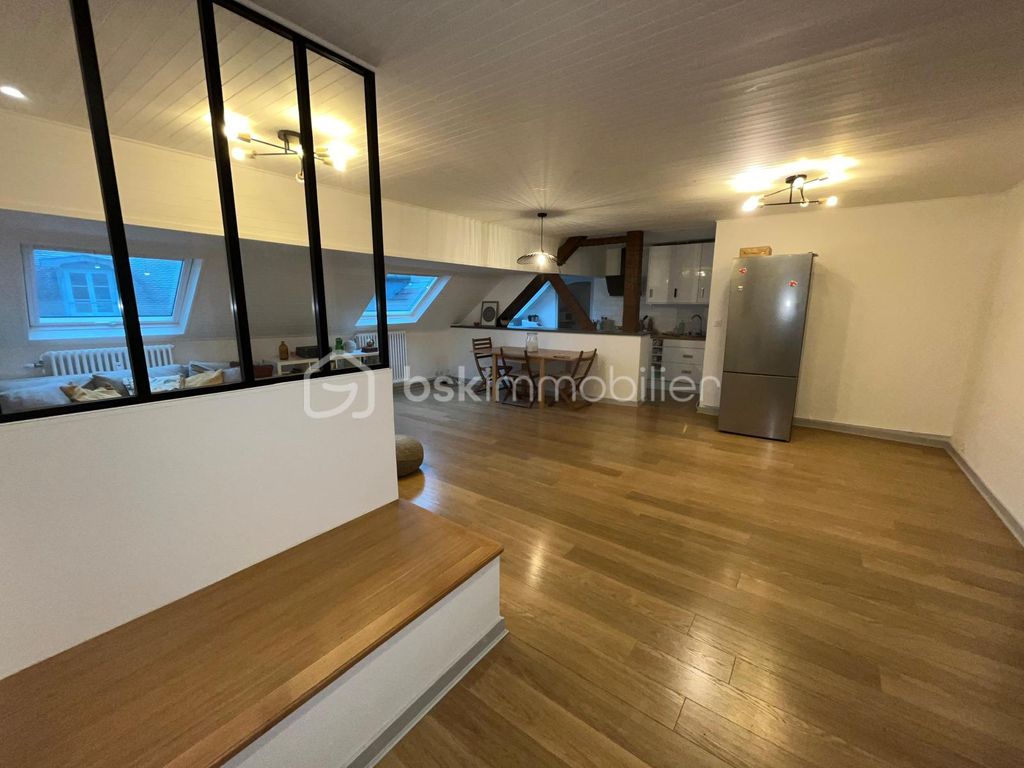 Achat appartement à vendre 3 pièces 78 m² - Lons-le-Saunier