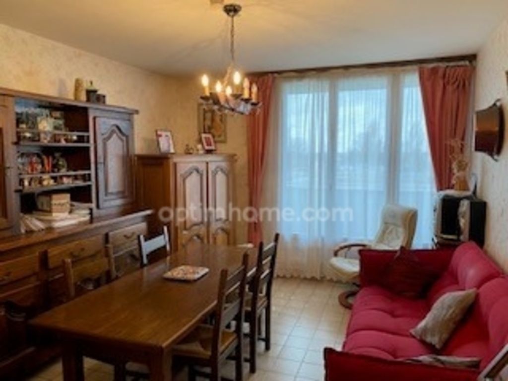 Achat appartement à vendre 4 pièces 61 m² - Fleury-les-Aubrais