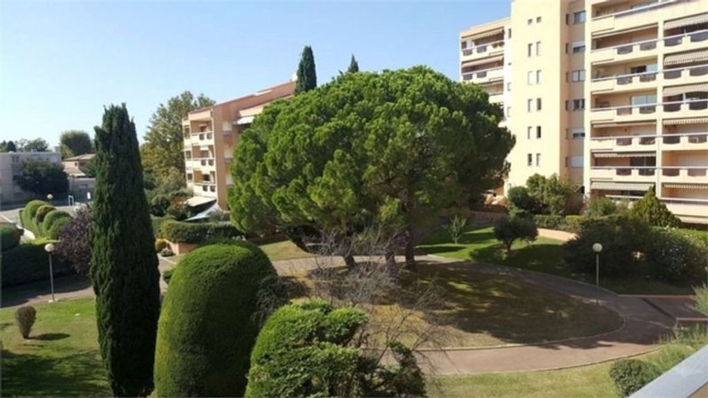 Achat appartement à vendre 2 pièces 46 m² - Istres