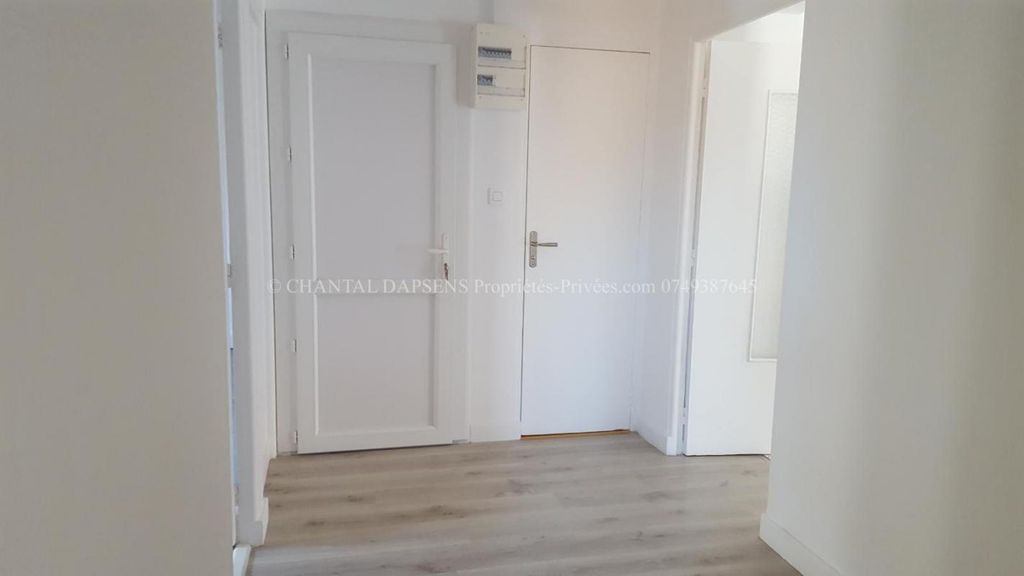 Achat appartement à vendre 3 pièces 74 m² - Pézenas