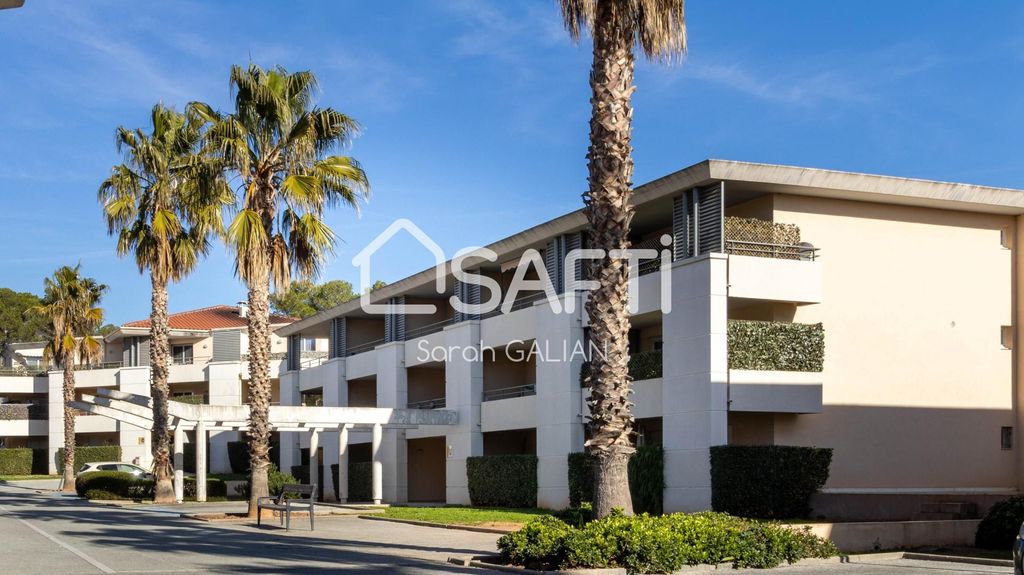 Achat appartement à vendre 2 pièces 43 m² - Roquebrune-sur-Argens