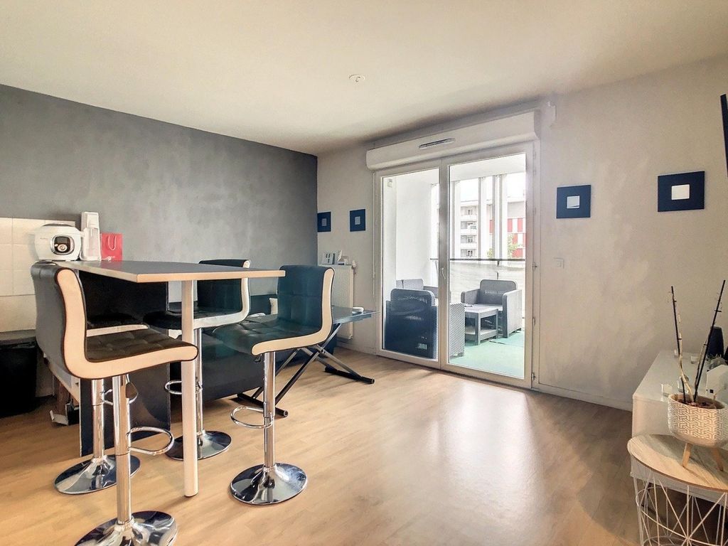 Achat appartement à vendre 2 pièces 41 m² - Cenon