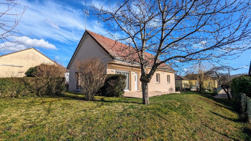 Achat maison à vendre 3 chambres 150 m² - Chenôve