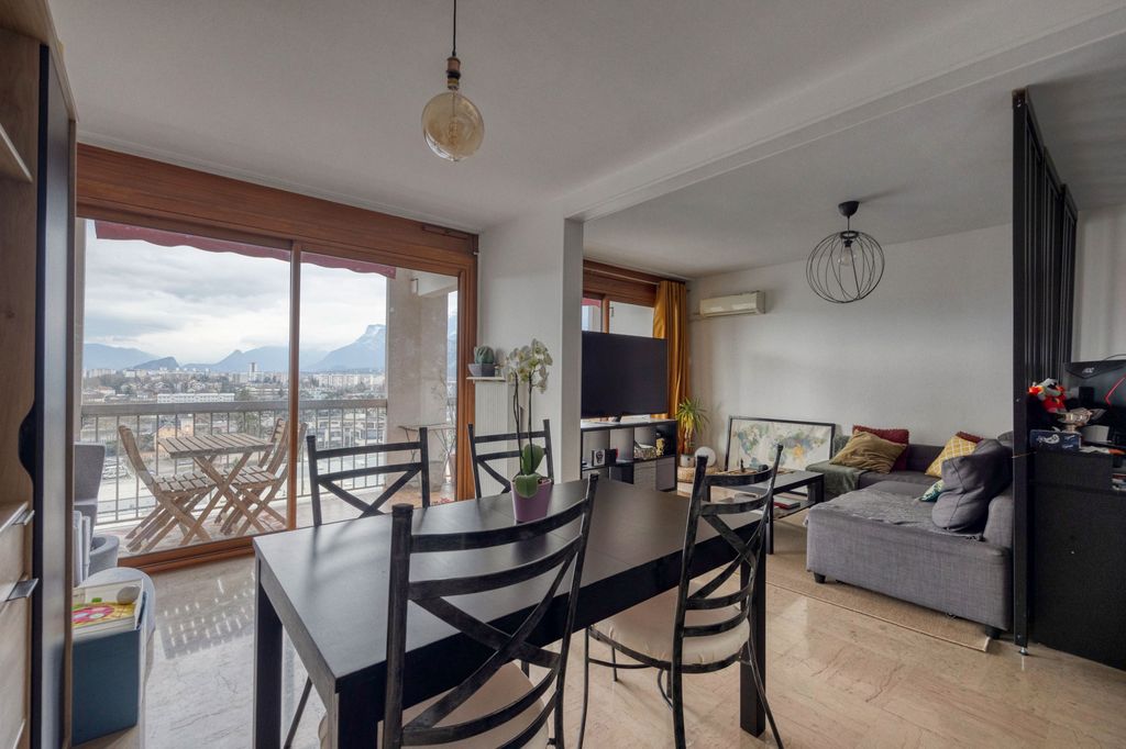 Achat appartement à vendre 3 pièces 88 m² - Grenoble