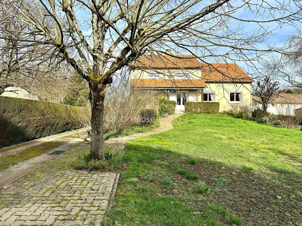 Achat maison à vendre 4 chambres 157 m² - Mignaloux-Beauvoir