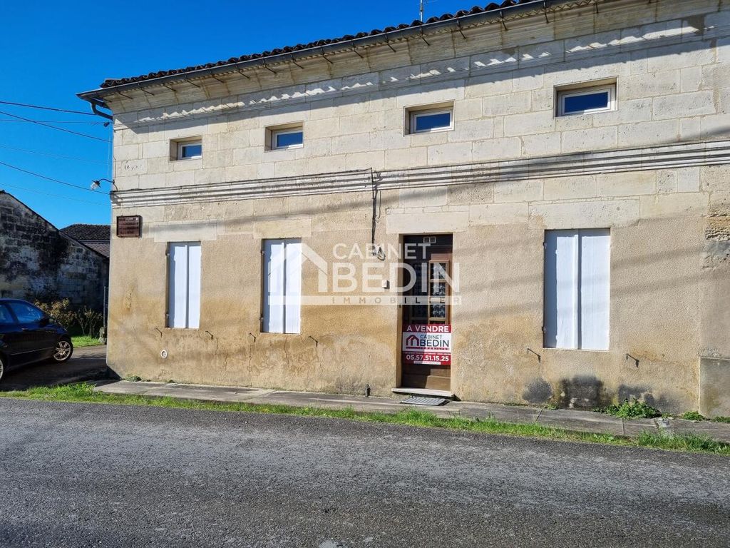 Achat maison à vendre 3 chambres 68 m² - Lussac