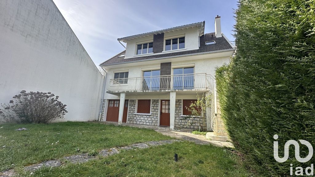 Achat maison à vendre 5 chambres 155 m² - Lardy