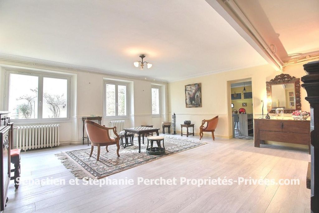 Achat maison à vendre 5 chambres 190 m² - Patay