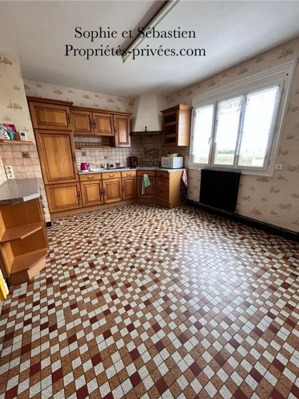 Achat maison à vendre 6 chambres 145 m² - Puyravault