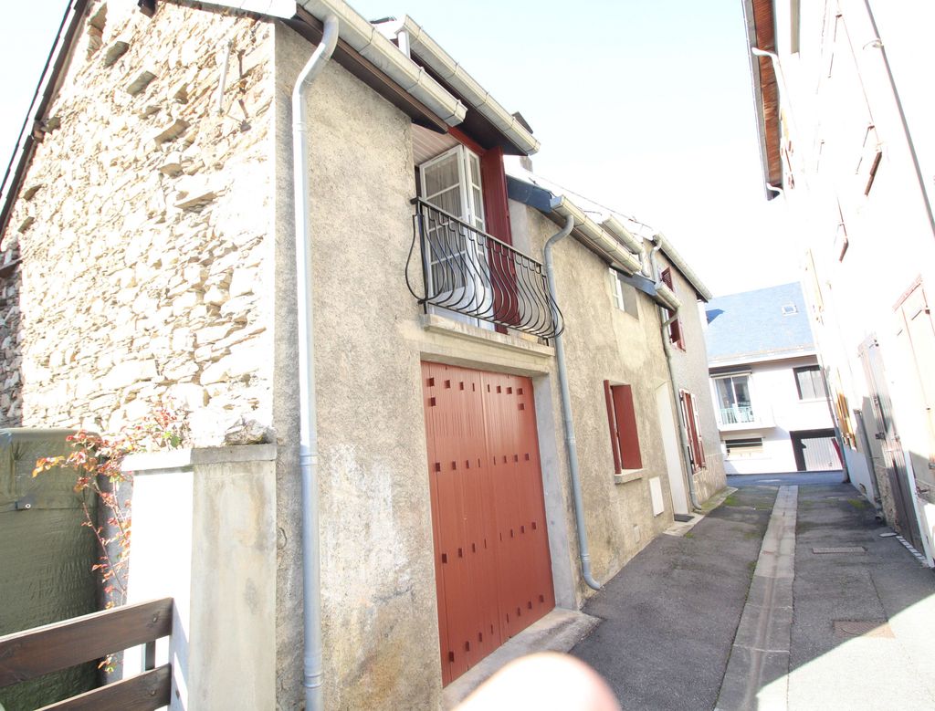 Achat maison à vendre 4 chambres 120 m² - Saint-Mamet