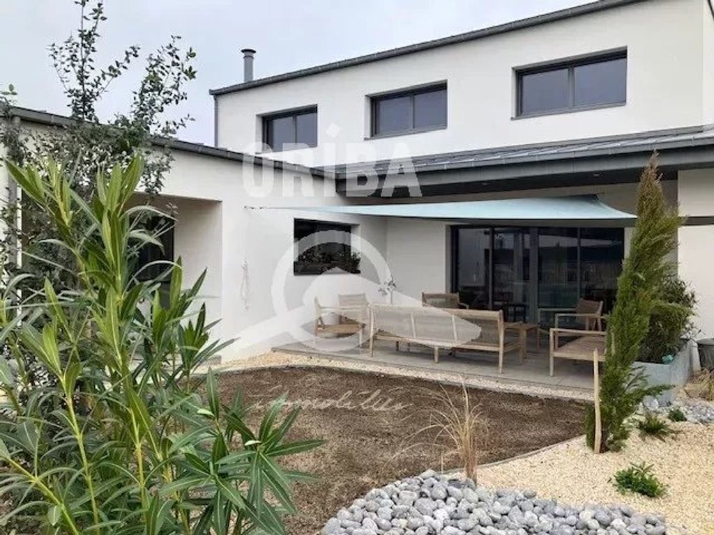 Achat maison à vendre 4 chambres 189 m² - La Baule-Escoublac