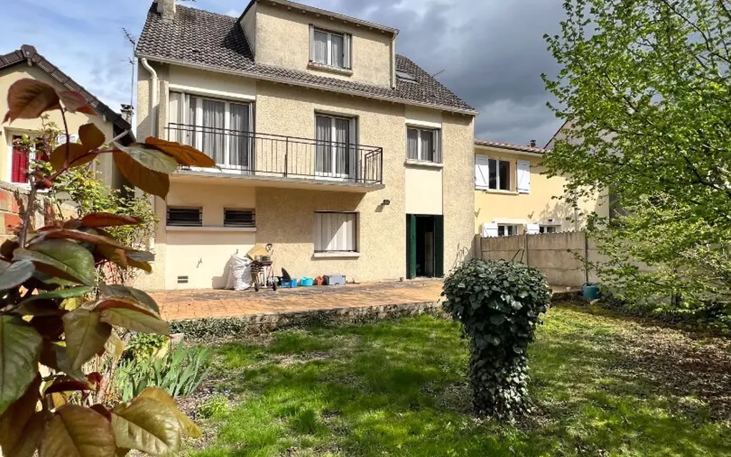 Achat maison à vendre 5 chambres 170 m² - Gagny