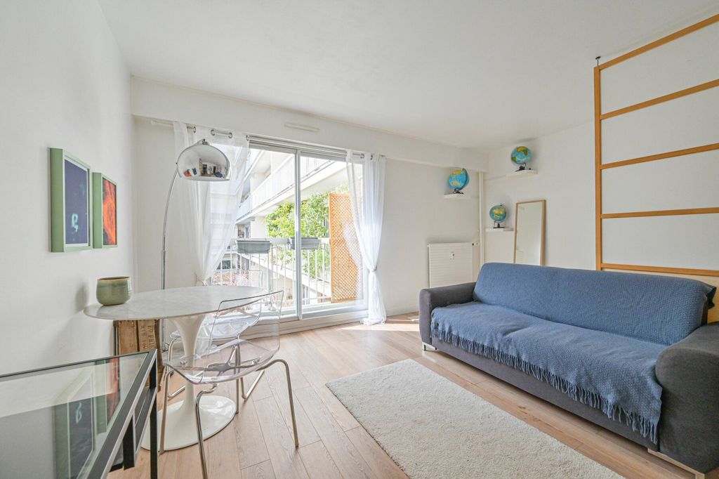 Achat studio à vendre 28 m² - Paris 18ème arrondissement
