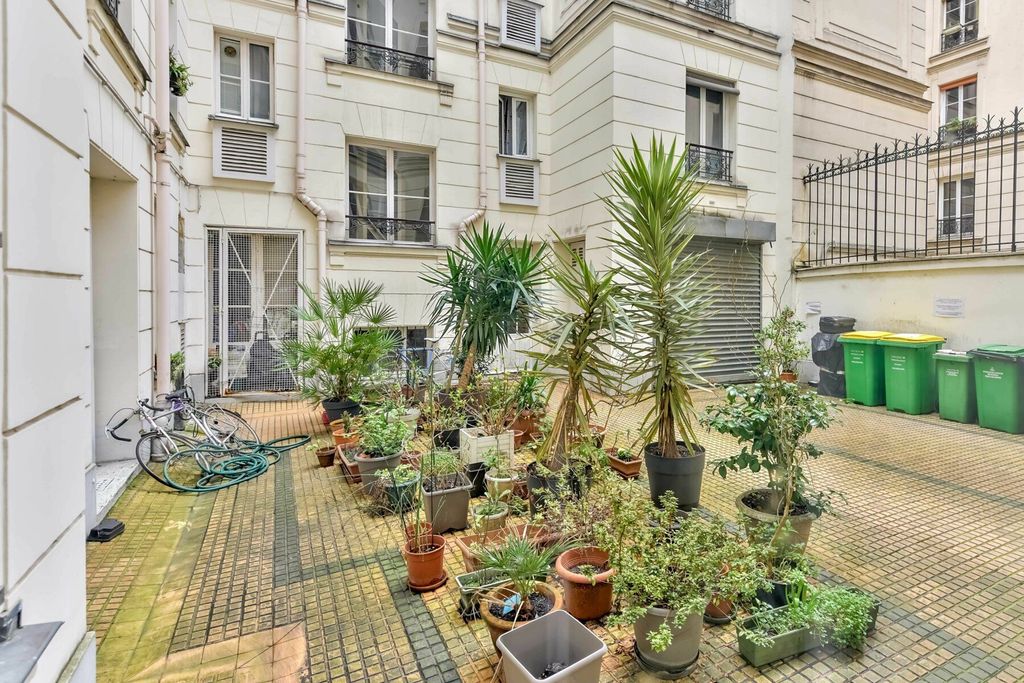 Achat appartement à vendre 2 pièces 13 m² - Paris 17ème arrondissement