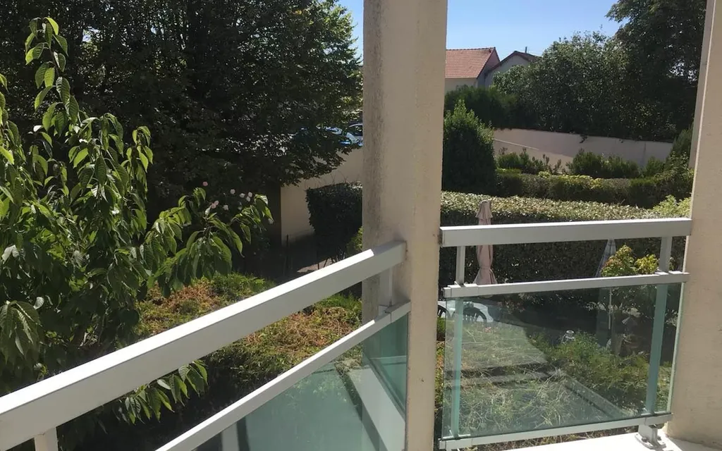 Achat appartement à vendre 2 pièces 47 m² - Livry-Gargan