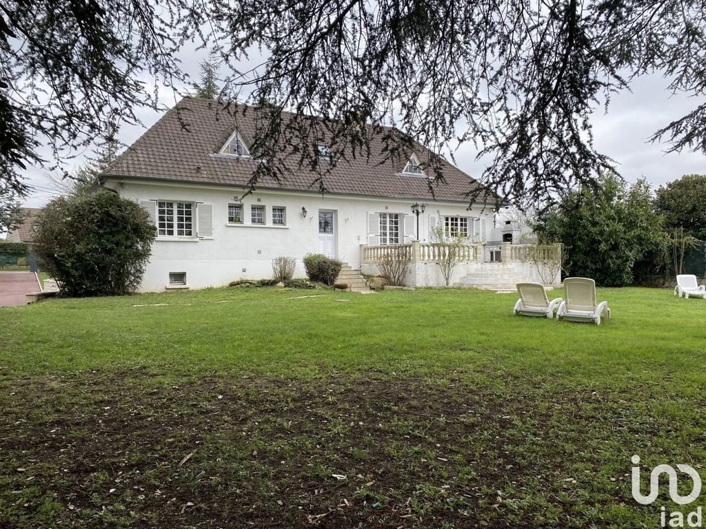 Achat maison à vendre 4 chambres 193 m² - Saintry-sur-Seine