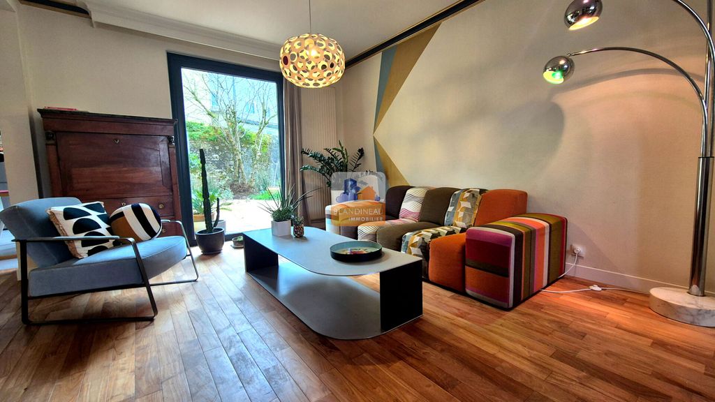 Achat maison à vendre 5 chambres 121 m² - Rezé