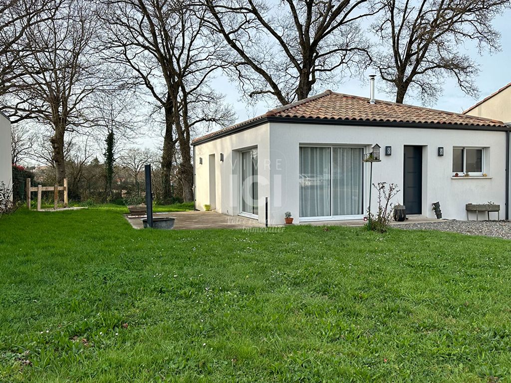 Achat maison à vendre 2 chambres 61 m² - Saint-Viaud