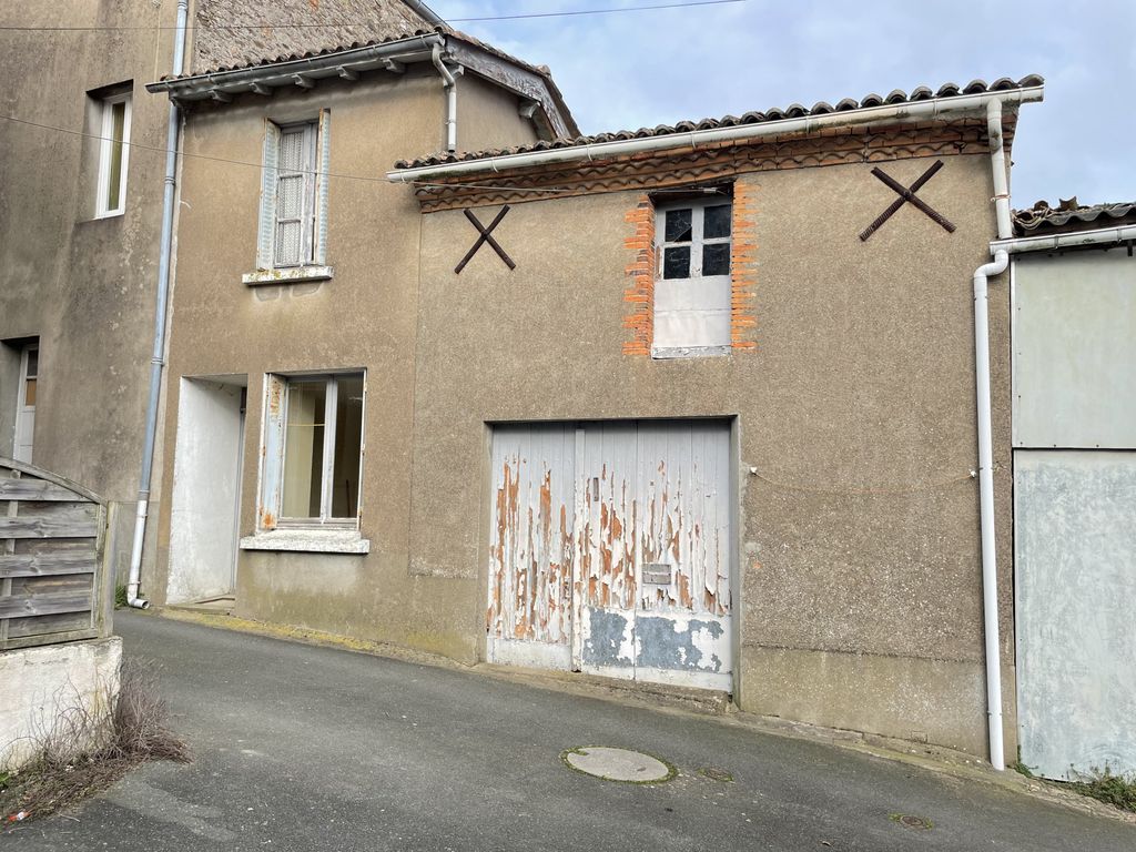 Achat maison à vendre 1 chambre 102 m² - Montrevault-sur-Èvre