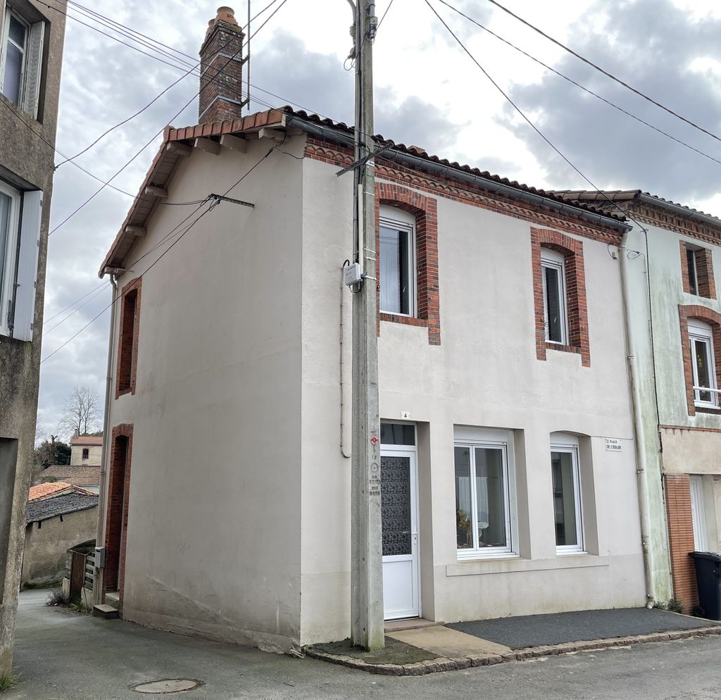 Achat maison à vendre 2 chambres 76 m² - Montrevault-sur-Èvre