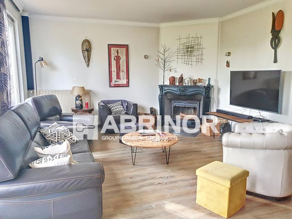Achat maison à vendre 4 chambres 115 m² - Lys-lez-Lannoy