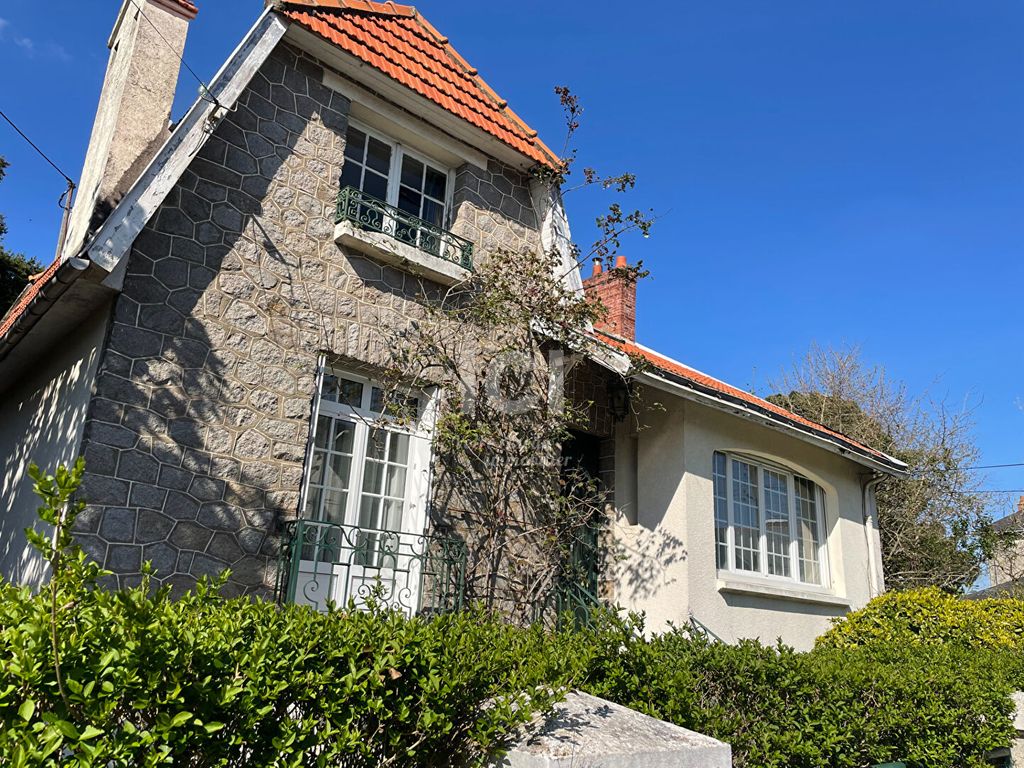 Achat maison à vendre 4 chambres 148 m² - Nantes