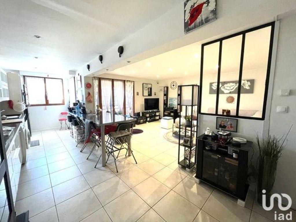 Achat appartement à vendre 4 pièces 86 m² - Marseille 12ème arrondissement