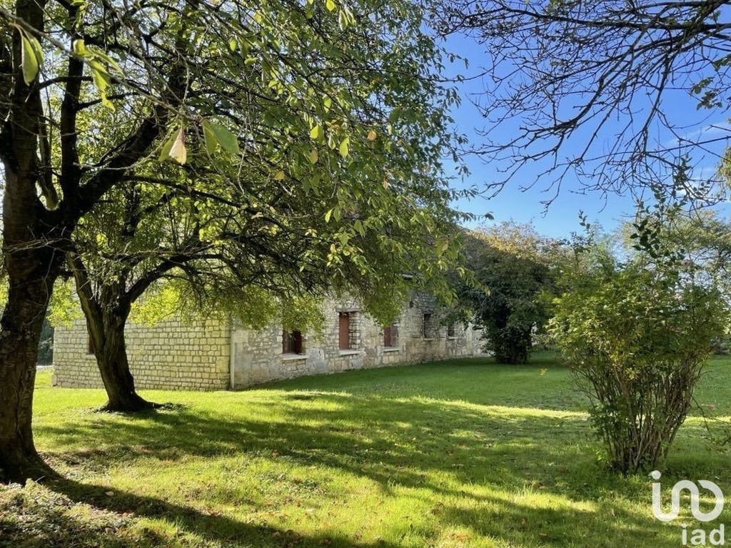 Achat maison à vendre 3 chambres 224 m² - Gournay-sur-Aronde