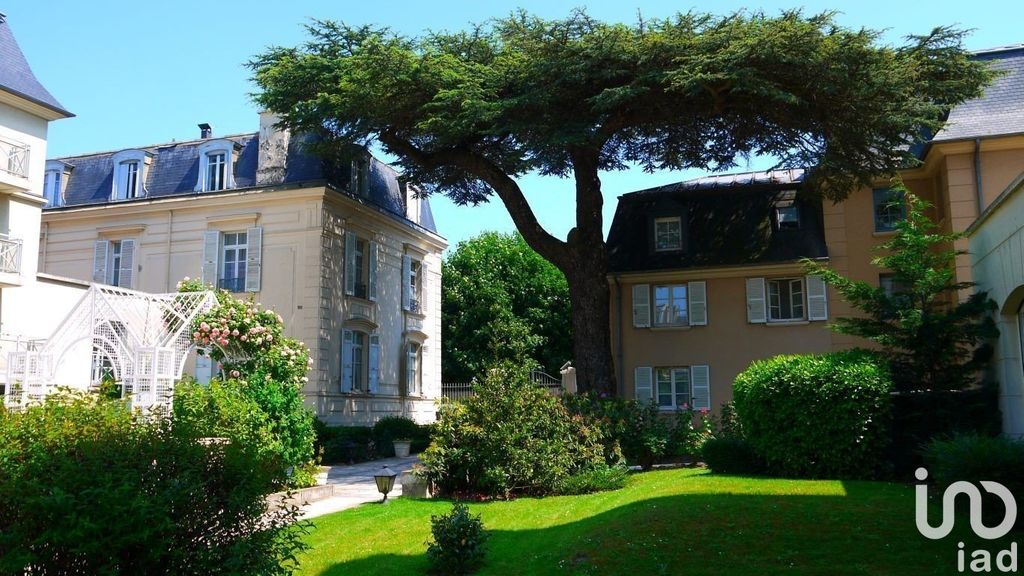 Achat appartement à vendre 2 pièces 50 m² - Saint-Germain-en-Laye