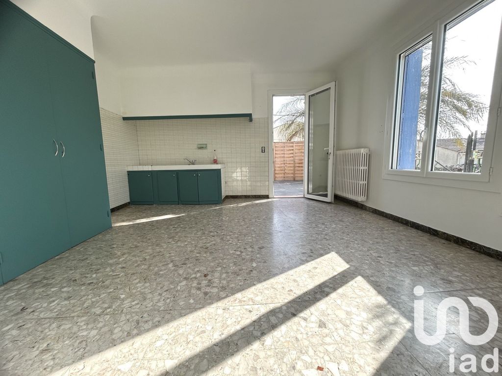Achat appartement à vendre 6 pièces 126 m² - Saint-Rémy-de-Provence