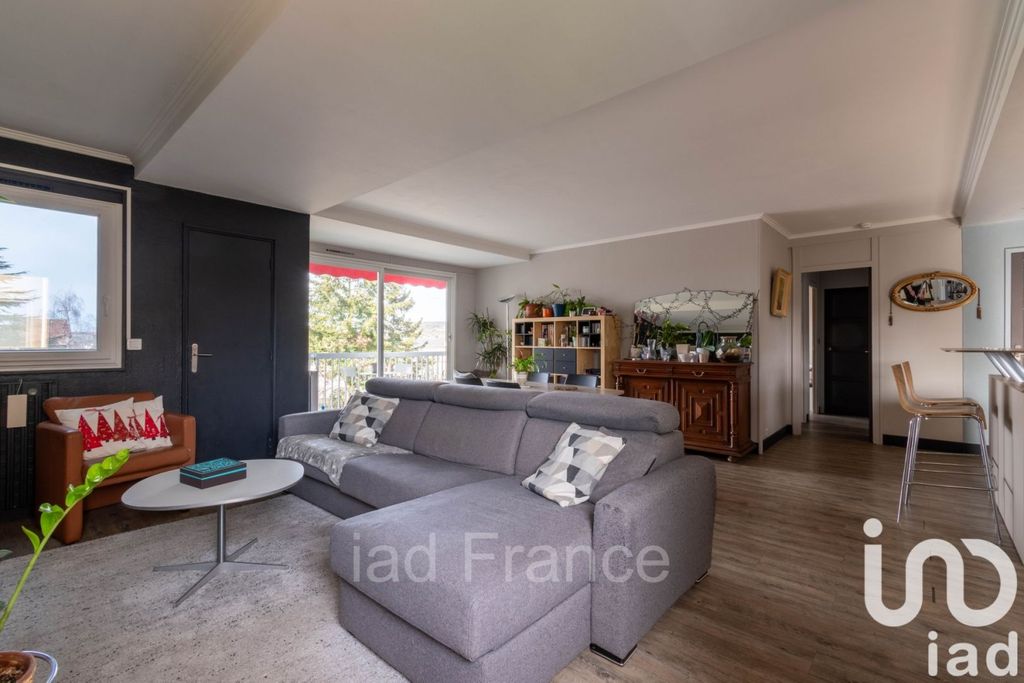 Achat appartement à vendre 5 pièces 90 m² - Mantes-la-Jolie