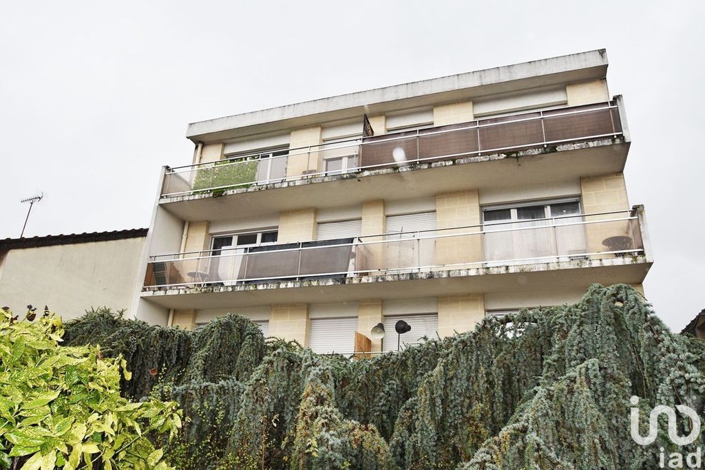 Achat appartement à vendre 2 pièces 43 m² - Neuilly-sur-Marne
