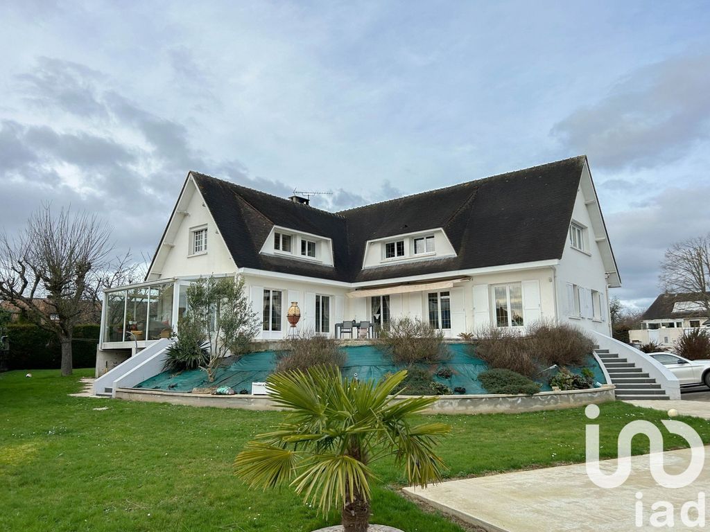 Achat maison à vendre 6 chambres 252 m² - Saint-Ouen-du-Tilleul