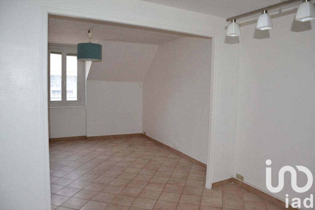 Achat appartement à vendre 3 pièces 45 m² - Corbeil-Essonnes