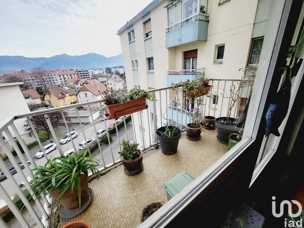 Achat appartement à vendre 3 pièces 52 m² - Chambéry