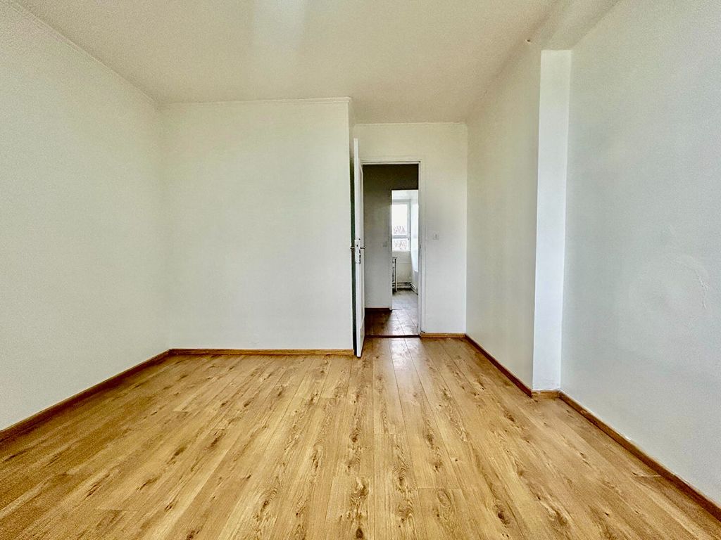 Achat appartement à vendre 3 pièces 55 m² - Le Bourget