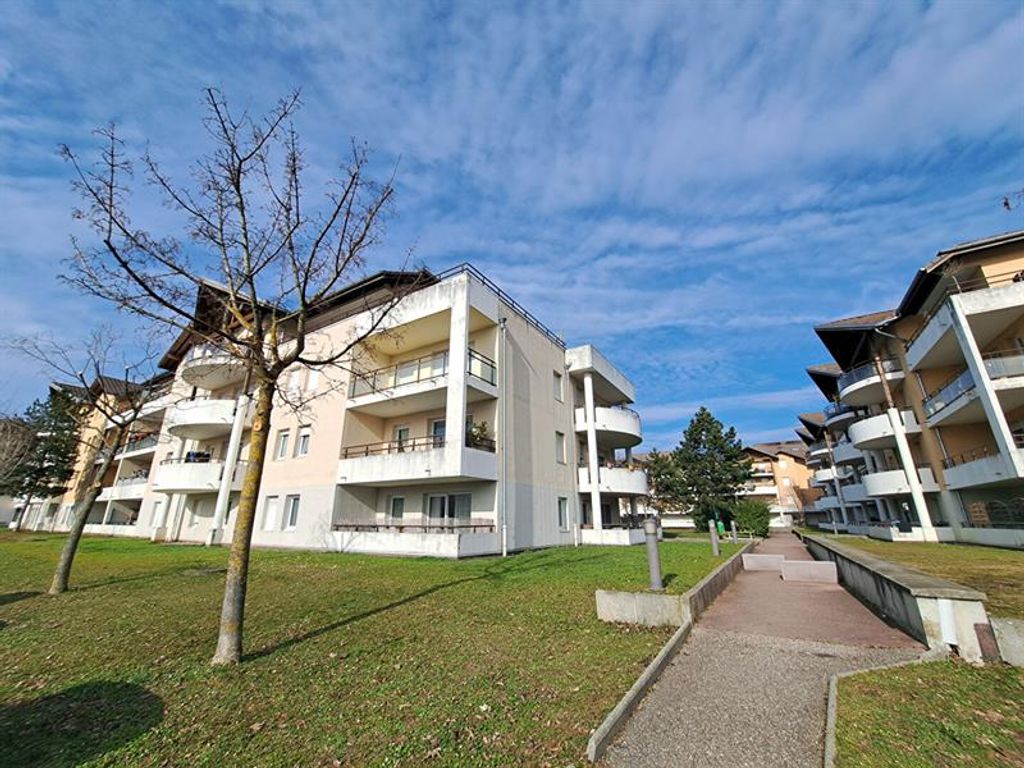 Achat appartement à vendre 3 pièces 63 m² - Vétraz-Monthoux