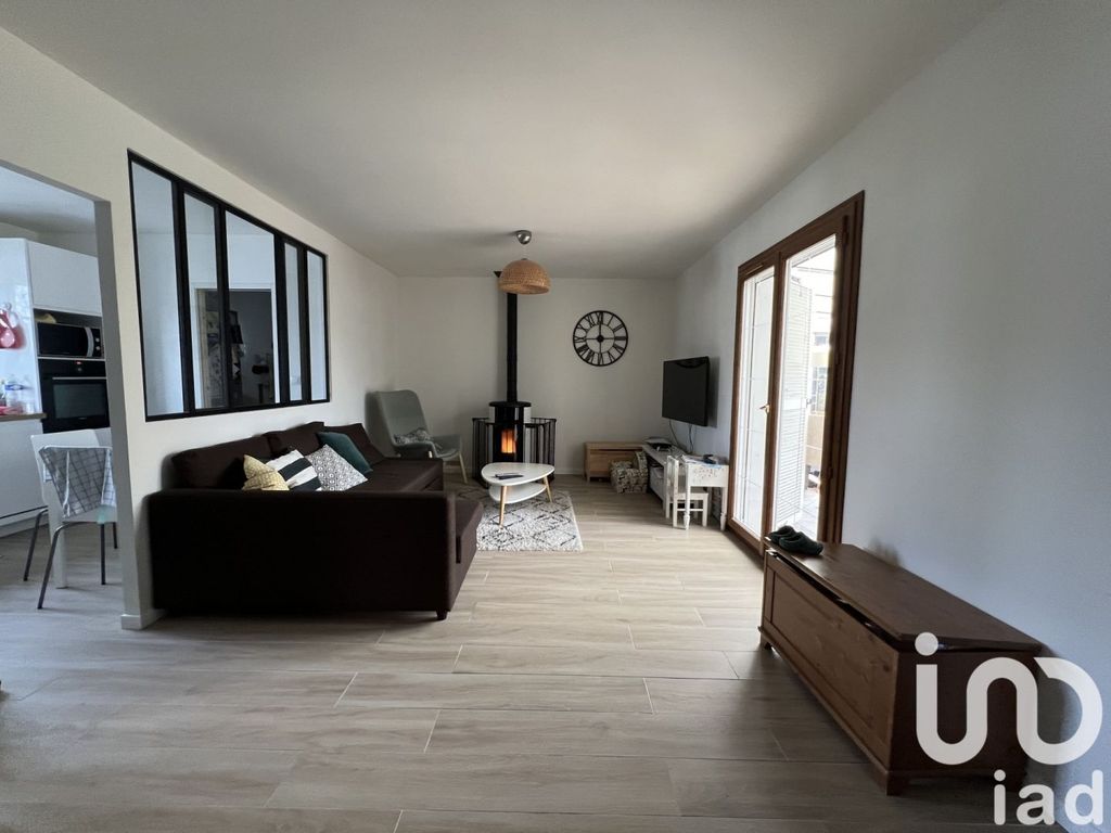 Achat maison à vendre 3 chambres 81 m² - Carbon-Blanc