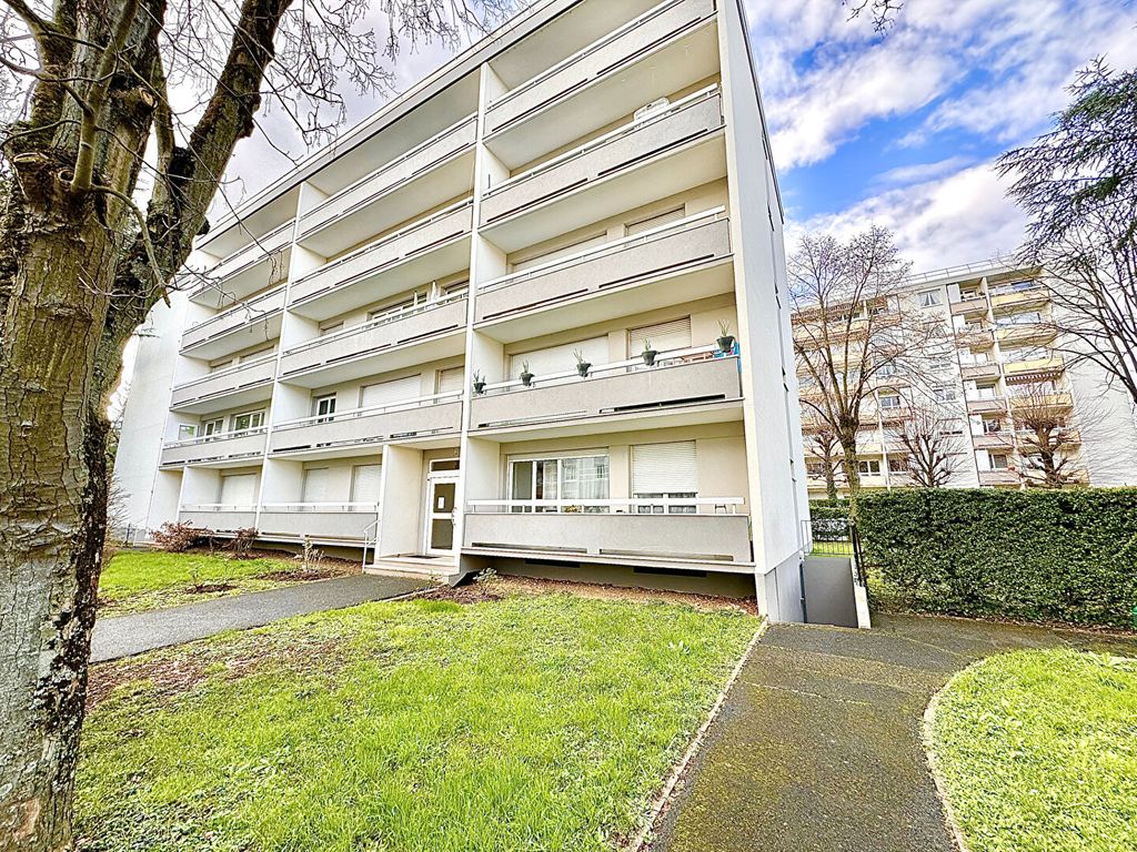Achat appartement à vendre 3 pièces 64 m² - Évry