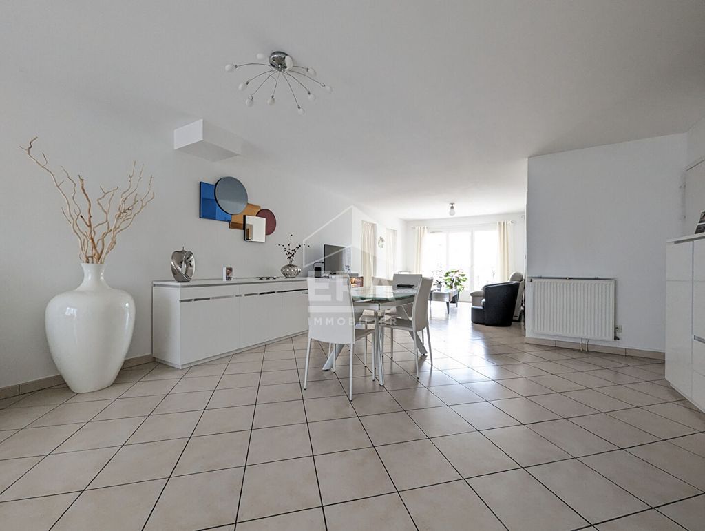 Achat maison à vendre 3 chambres 125 m² - Fontenay-sous-Bois