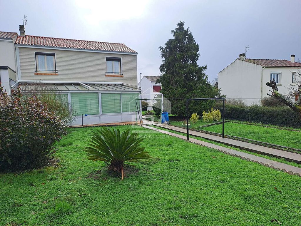 Achat maison à vendre 4 chambres 89 m² - La Rochelle