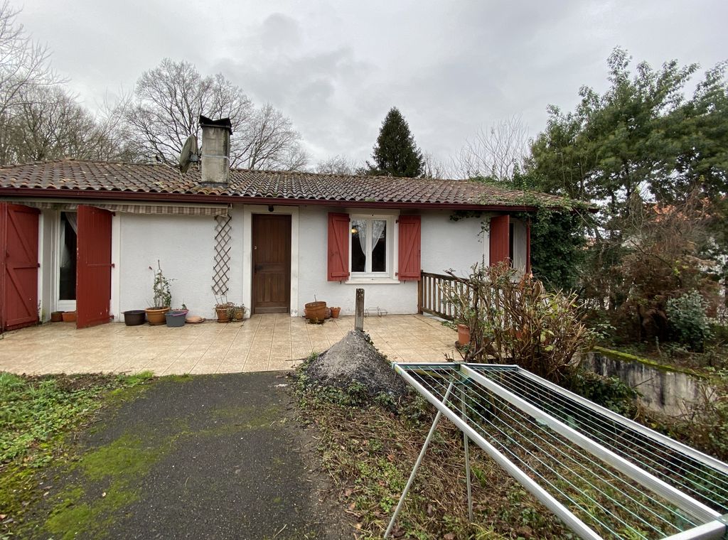 Achat maison à vendre 5 chambres 160 m² - Mouguerre