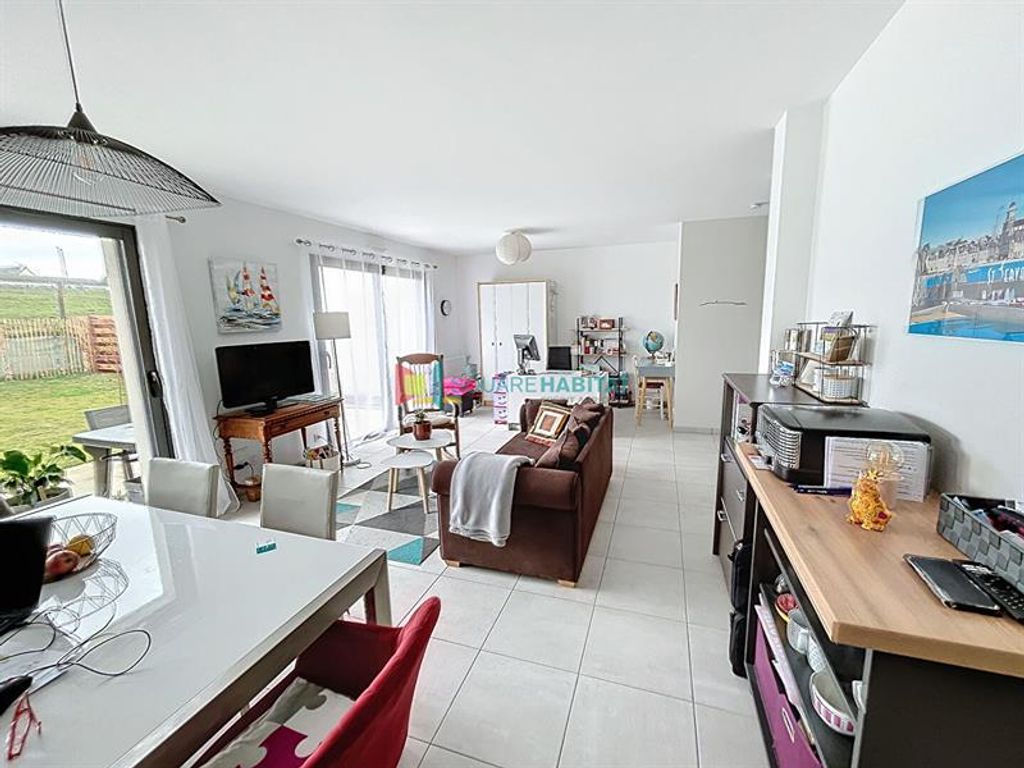 Achat maison à vendre 3 chambres 94 m² - La Gouesnière